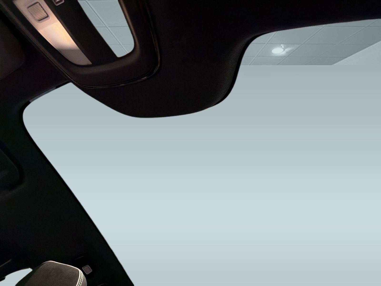 Certified 2023 Volvo C40 P8 Recharge Ultimate AWD/4WD image 16