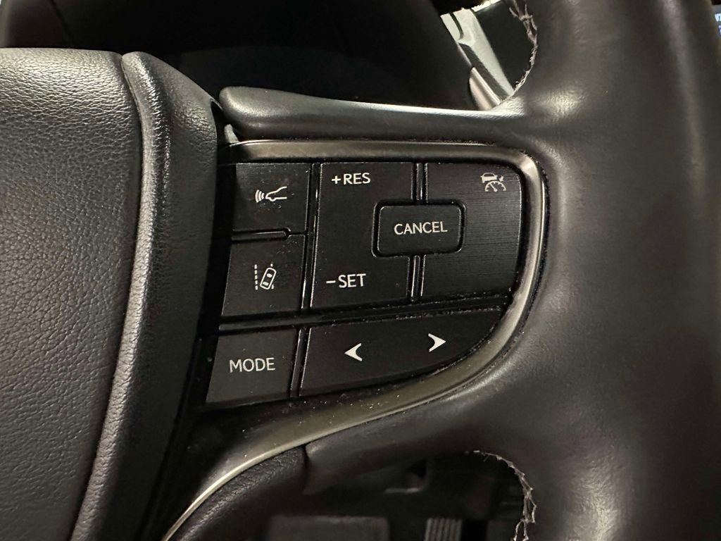 Used 2020 Lexus ES 350 w/ Premium Package FWD image 34
