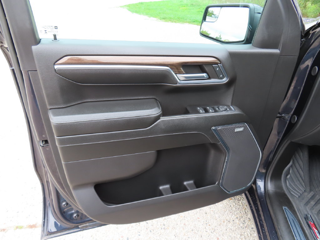 Certified 2024 Chevrolet Silverado 1500 LT Trail Boss w/ Convenience Package II AWD/4WD image 27