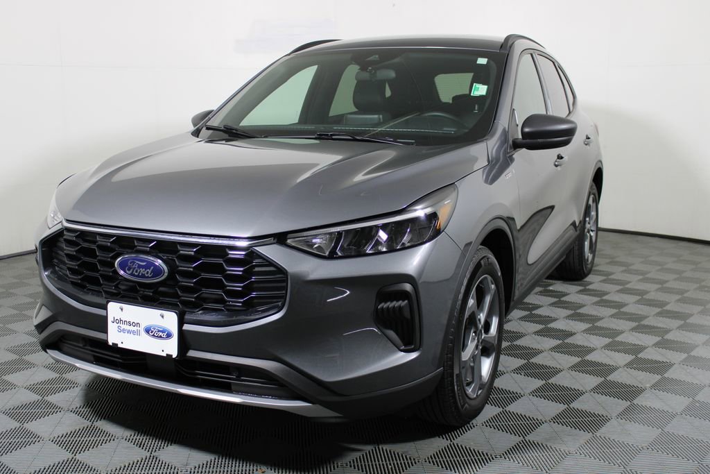 Certified 2025 Ford Escape ST-Line image 4
