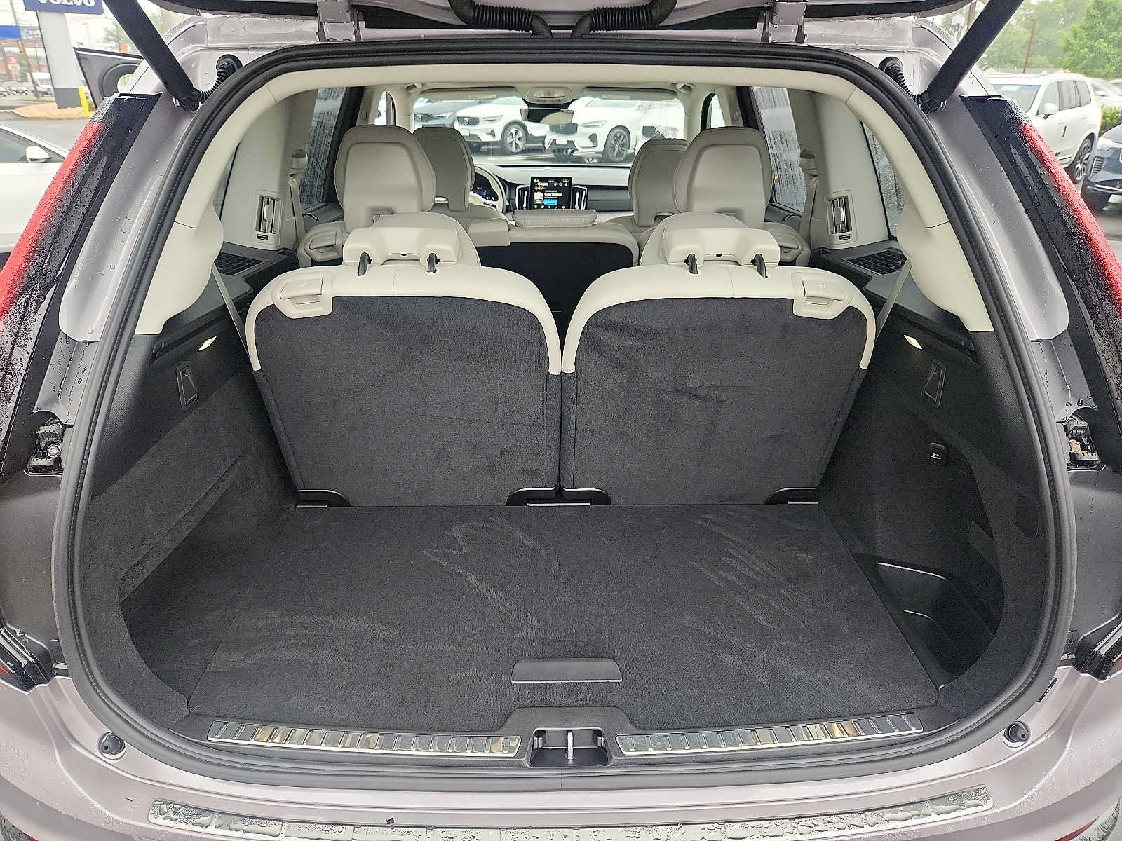 Used 2026 Volvo XC90 B6 Ultra w/ Protection Package Premier AWD/4WD image 26