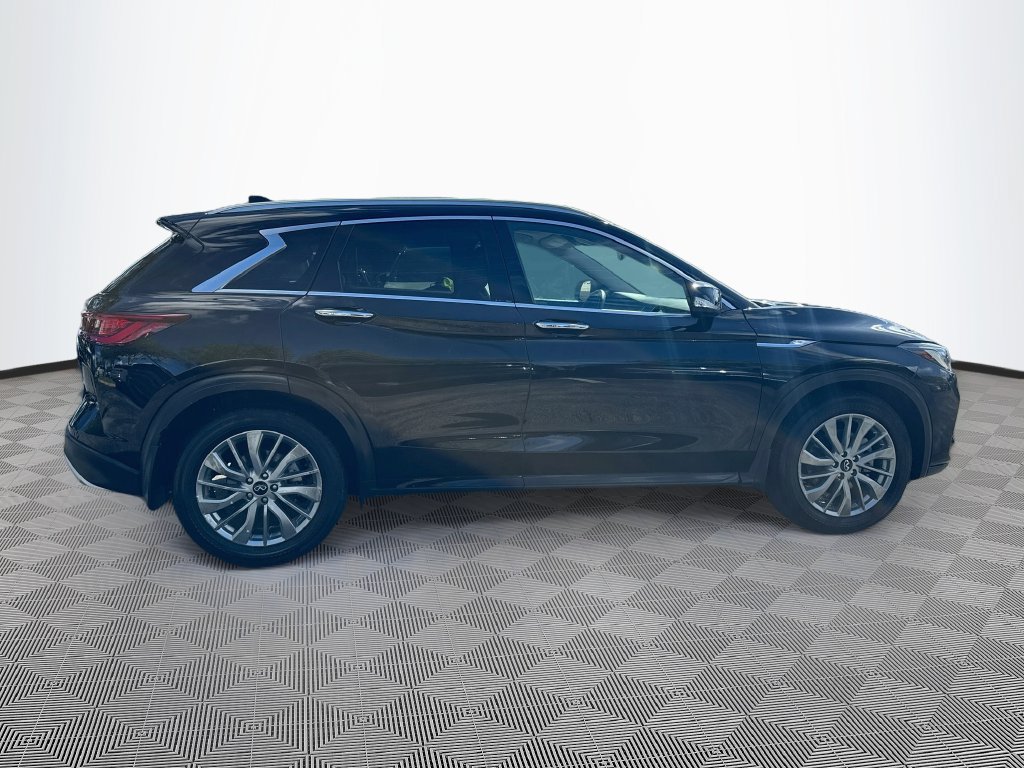 Used 2024 INFINITI QX50 Luxe AWD/4WD image 5