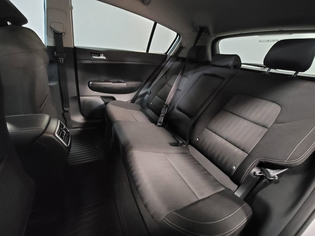 Used 2022 Kia Sportage LX image 8