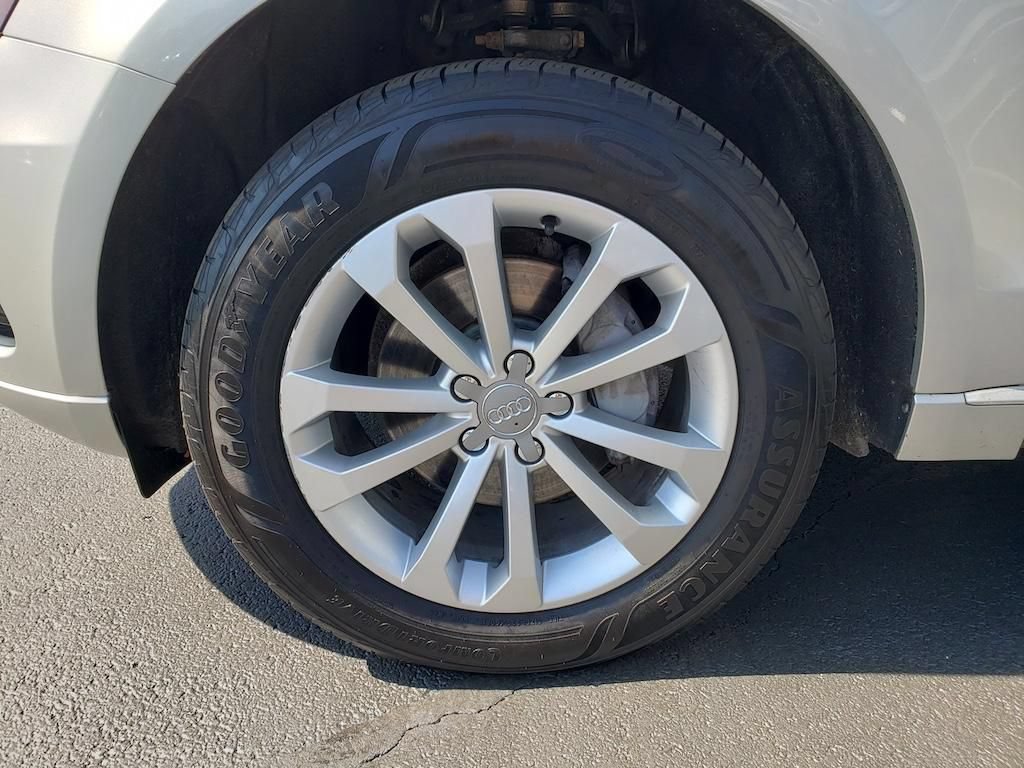 Used 2015 Audi Q5 2.0T Premium Plus w/ Technology Package AWD/4WD image 35