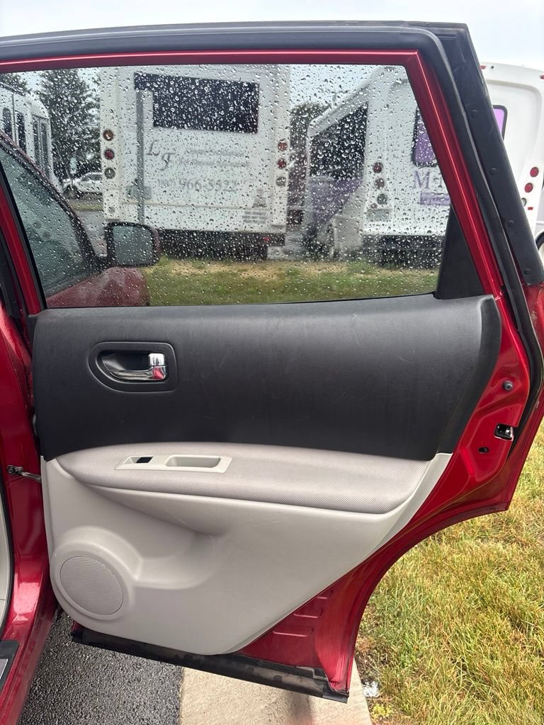 Used 2013 Nissan Rogue AWD image 9