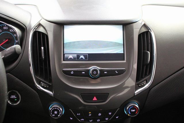 Used 2017 Chevrolet Cruze LT w/ Convenience Package image 15