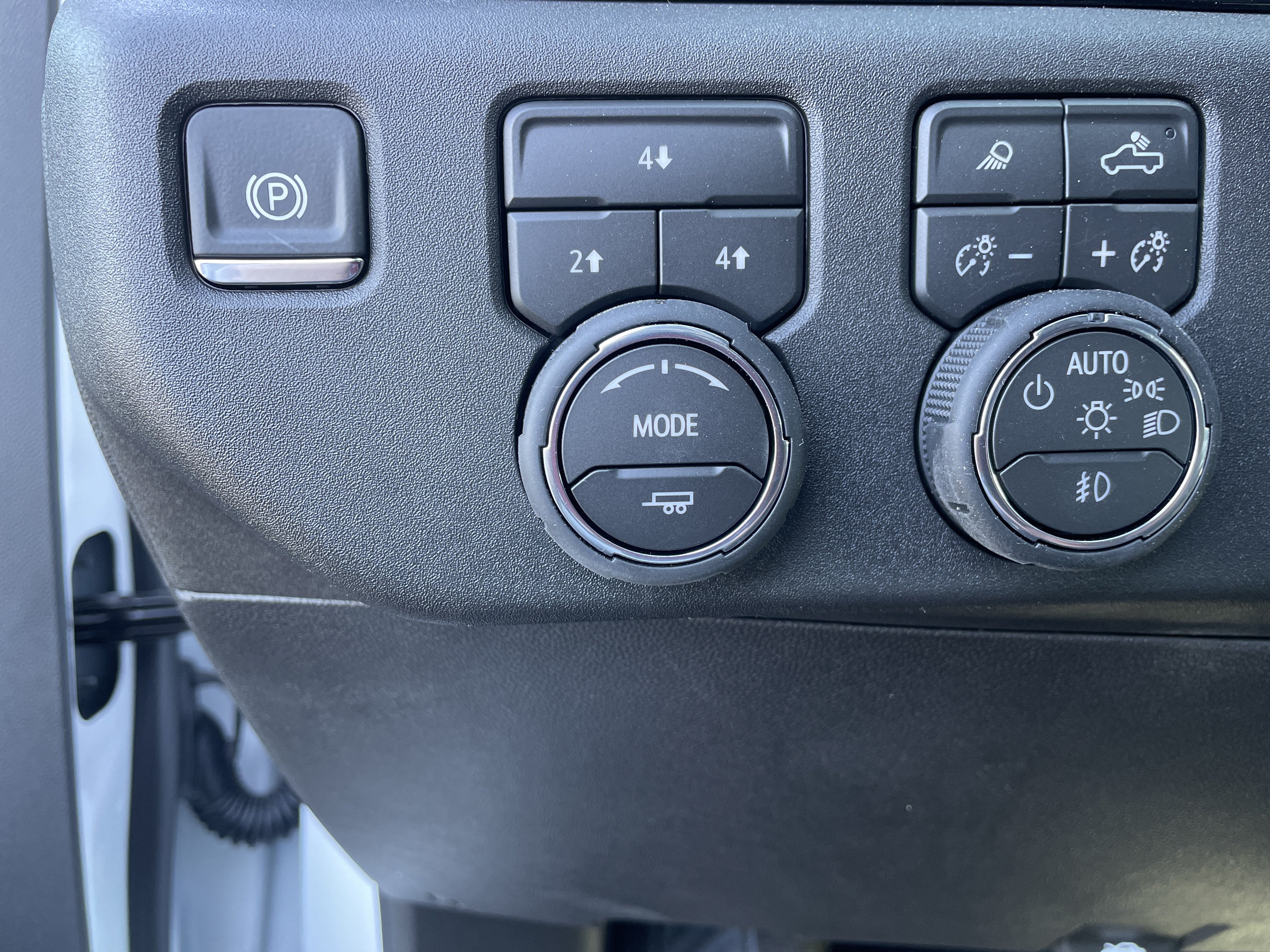 Used 2026 Chevrolet Silverado 2500 LT w/ Trail Boss Package AWD/4WD image 30