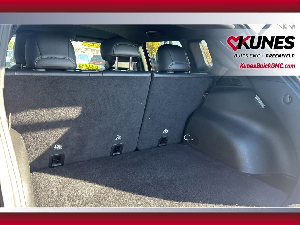 Used 2025 Jeep Compass Trailhawk image 37