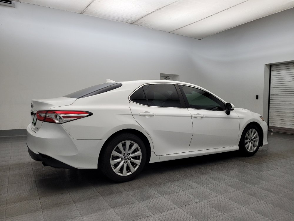 Used 2019 Toyota Camry LE w/ Carpet Mat Package image 10