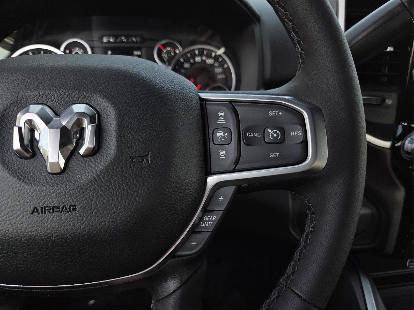 New 2026 RAM 2500 Big Horn AWD/4WD image 20