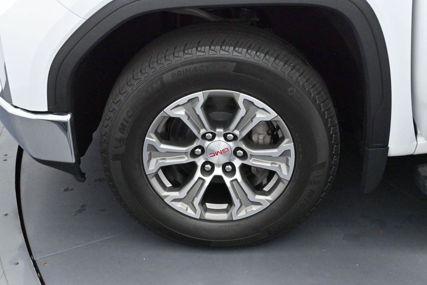 Used 2022 GMC Sierra 1500 SLT AWD/4WD image 33
