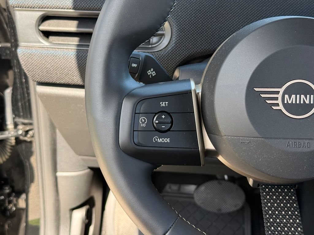 Used 2025 MINI Cooper S FWD image 16