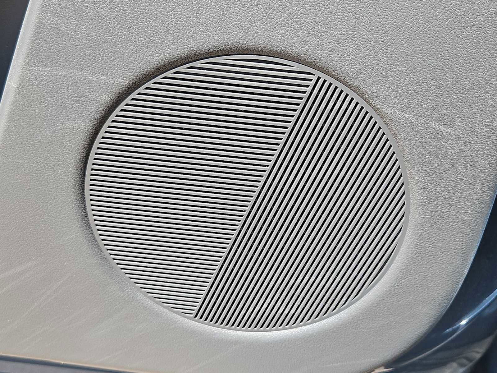 Used 2024 Hyundai Ioniq 5 SEL image 30