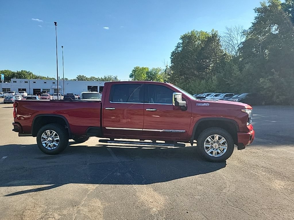 Used 2024 Chevrolet Silverado 2500 High Country w/ Z71 Off-Road Package AWD/4WD image 7