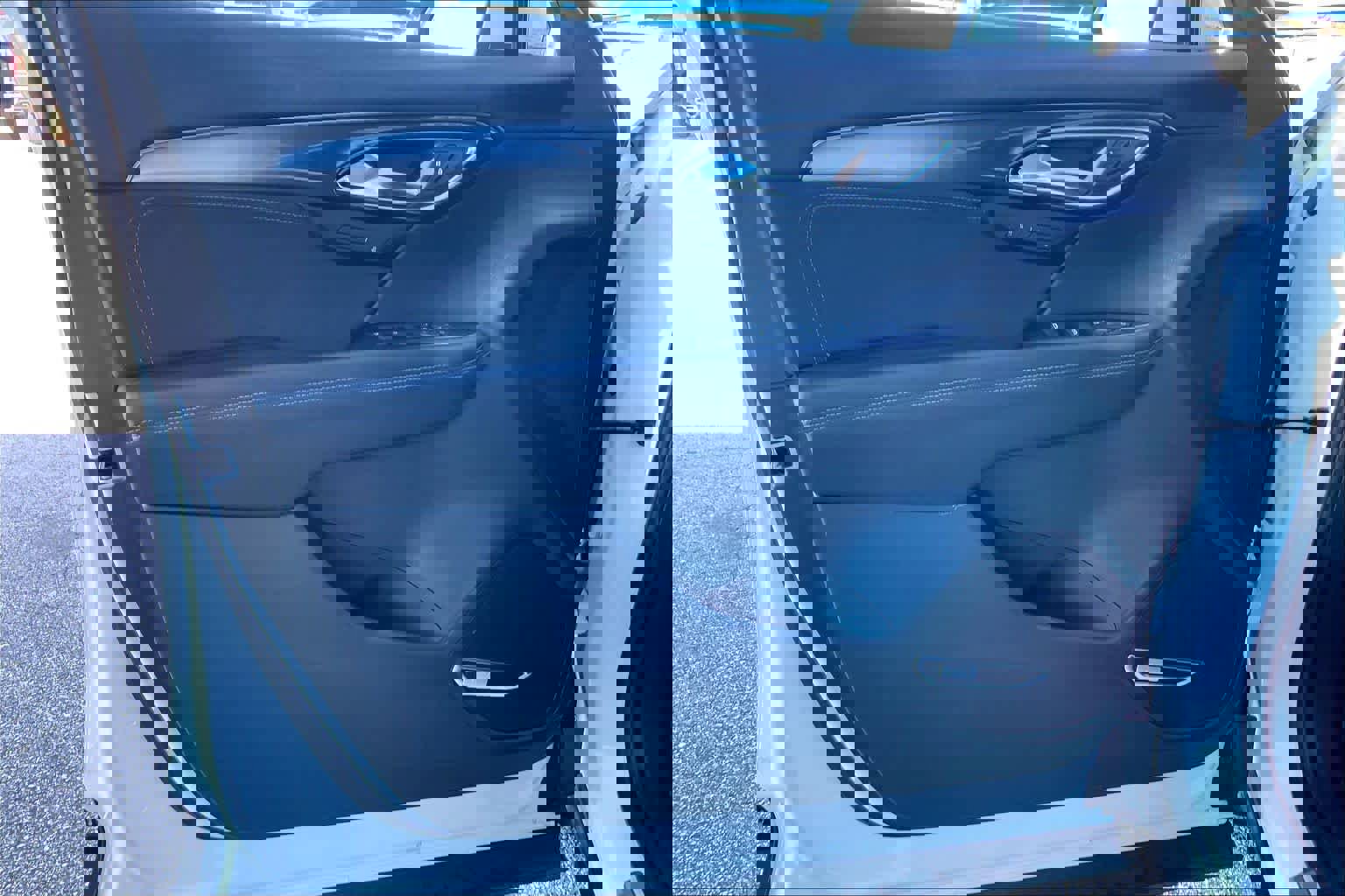 Certified 2025 Buick Envision Preferred image 21