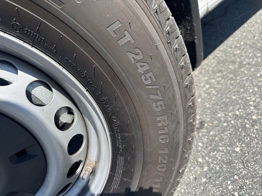 Used 2025 Mercedes-Benz Sprinter 2500 image 29