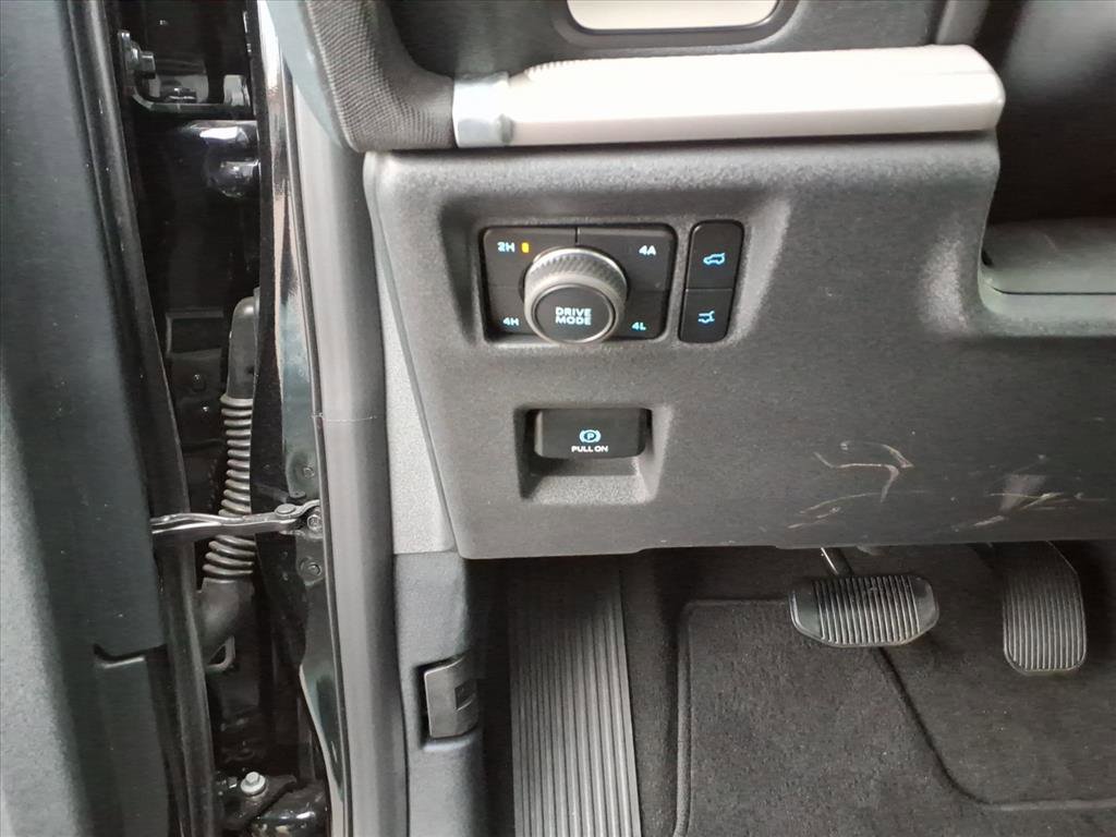 Certified 2025 Ford Expedition Active image 12