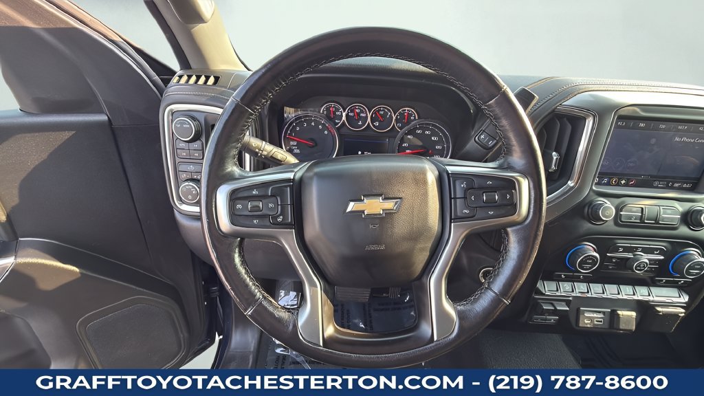Used 2022 Chevrolet Silverado 1500 LT w/ Z71 Off-Road Package AWD/4WD image 22
