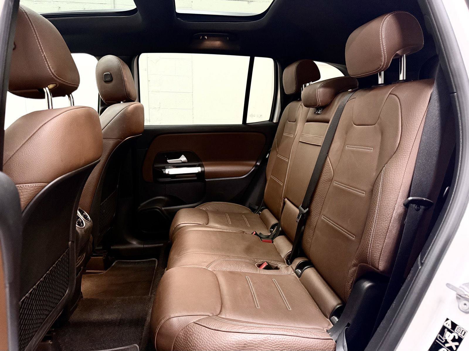 Used 2021 Mercedes-Benz GLB 250 image 18
