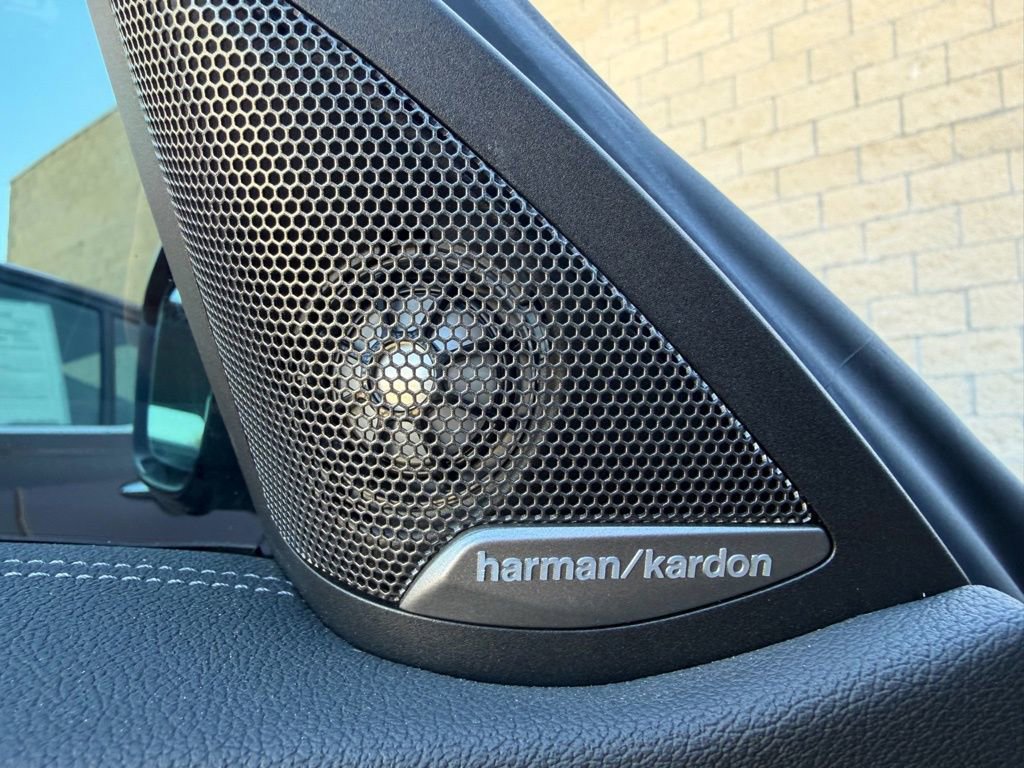 Used 2024 BMW 440i xDrive Convertible w/ Premium Package image 25