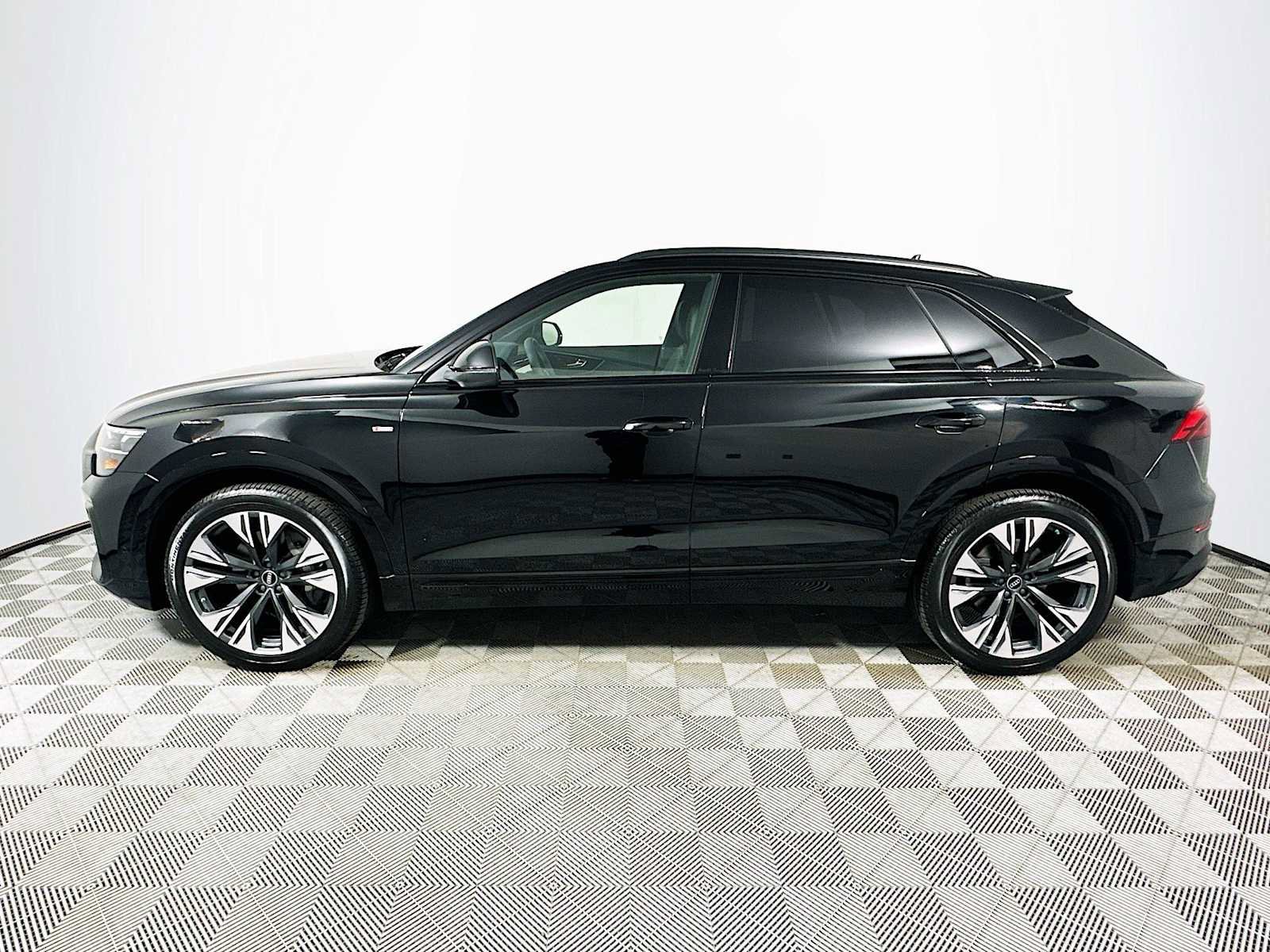 New 2026 Audi Q8 Premium Plus image 4