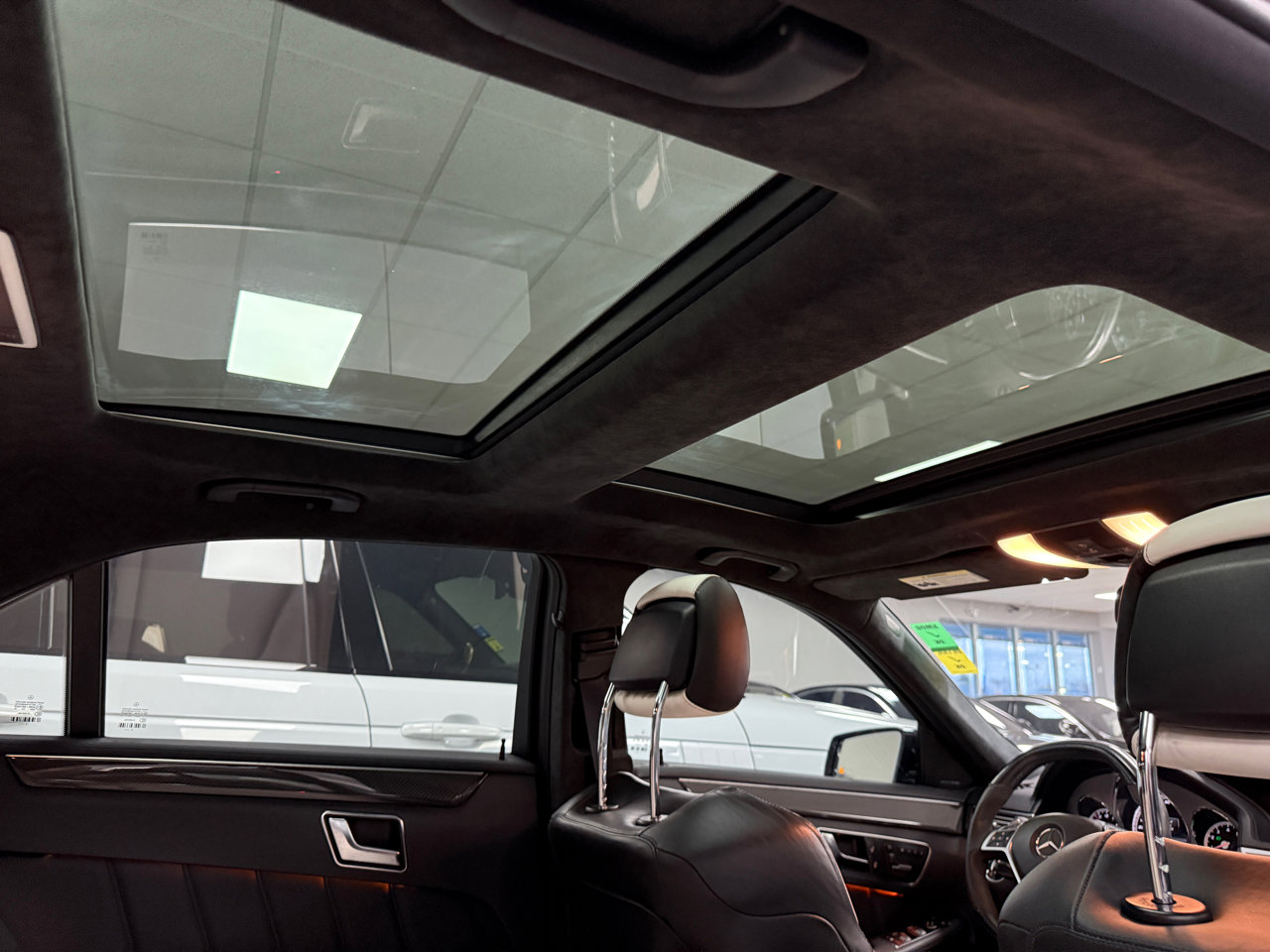 Used 2013 Mercedes-Benz E 63 AMG Sedan w/ AMG Performance Pkg image 27