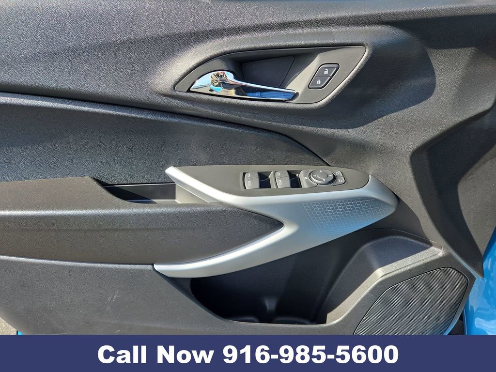 New 2026 Chevrolet Trax LS w/ Driver Confidence Package image 24