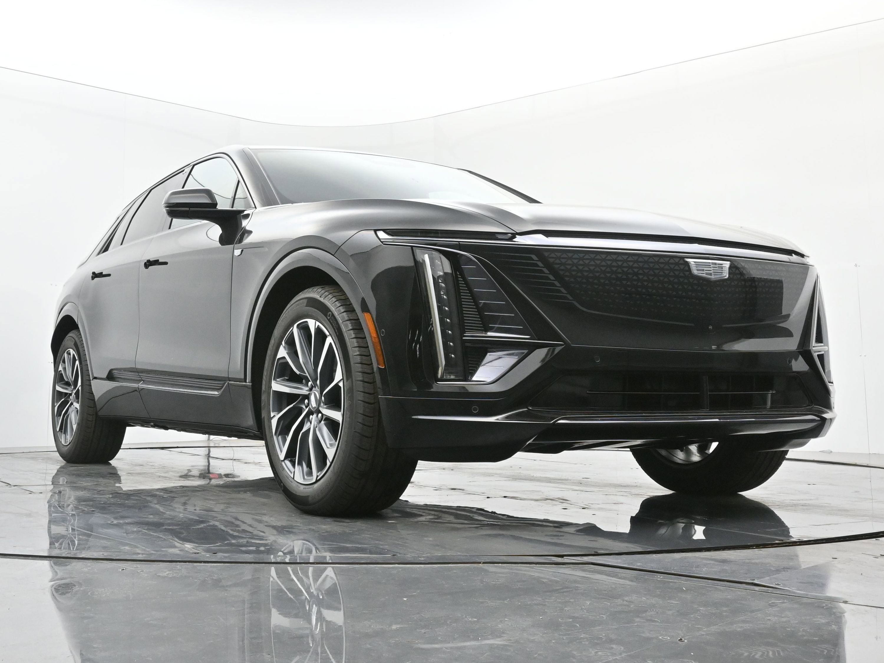 New 2025 Cadillac Lyriq Sport image 22