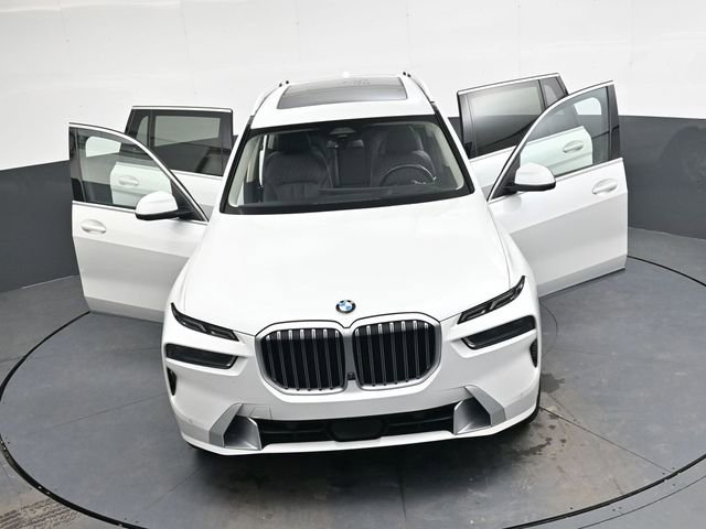 Used 2023 BMW X7 xDrive40i w/ Premium Package image 38