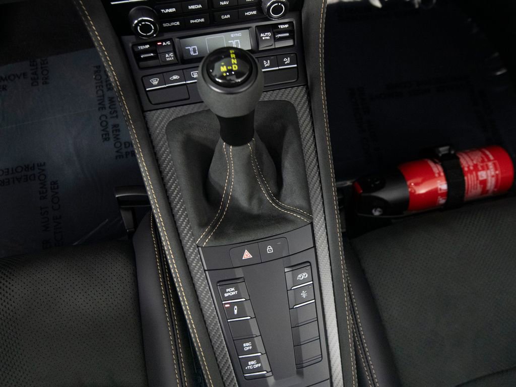 Certified 2025 Porsche 718 Boxster Spyder RS RWD image 30
