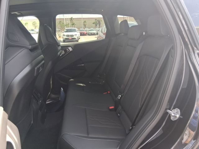 New 2026 BMW X3 xDrive30 w/ Premium Package AWD/4WD image 16