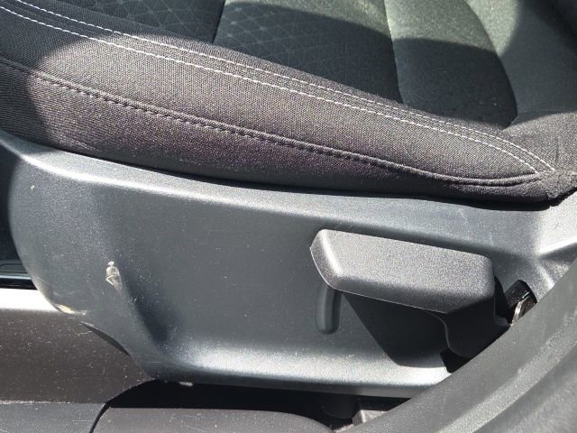 Used 2025 Ford Escape Active AWD/4WD image 26