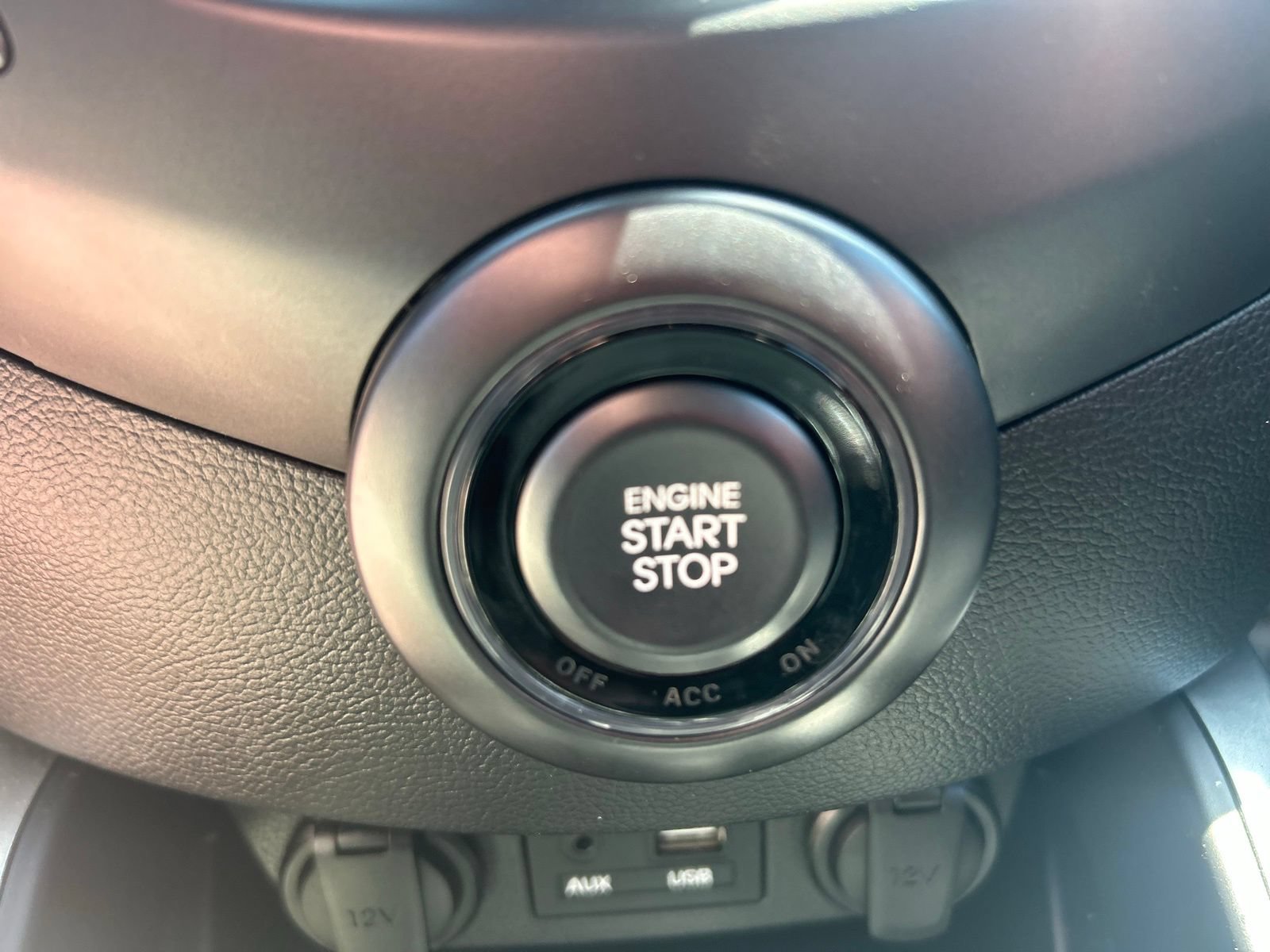 Used 2016 Hyundai Veloster Turbo FWD image 30