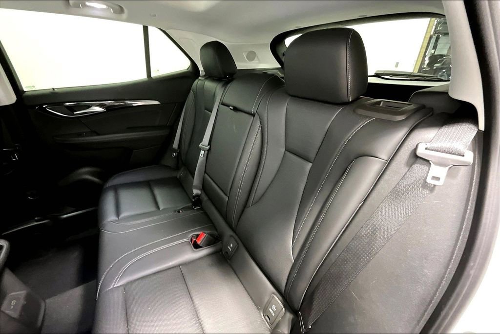 Used 2024 Buick Envision Preferred image 36