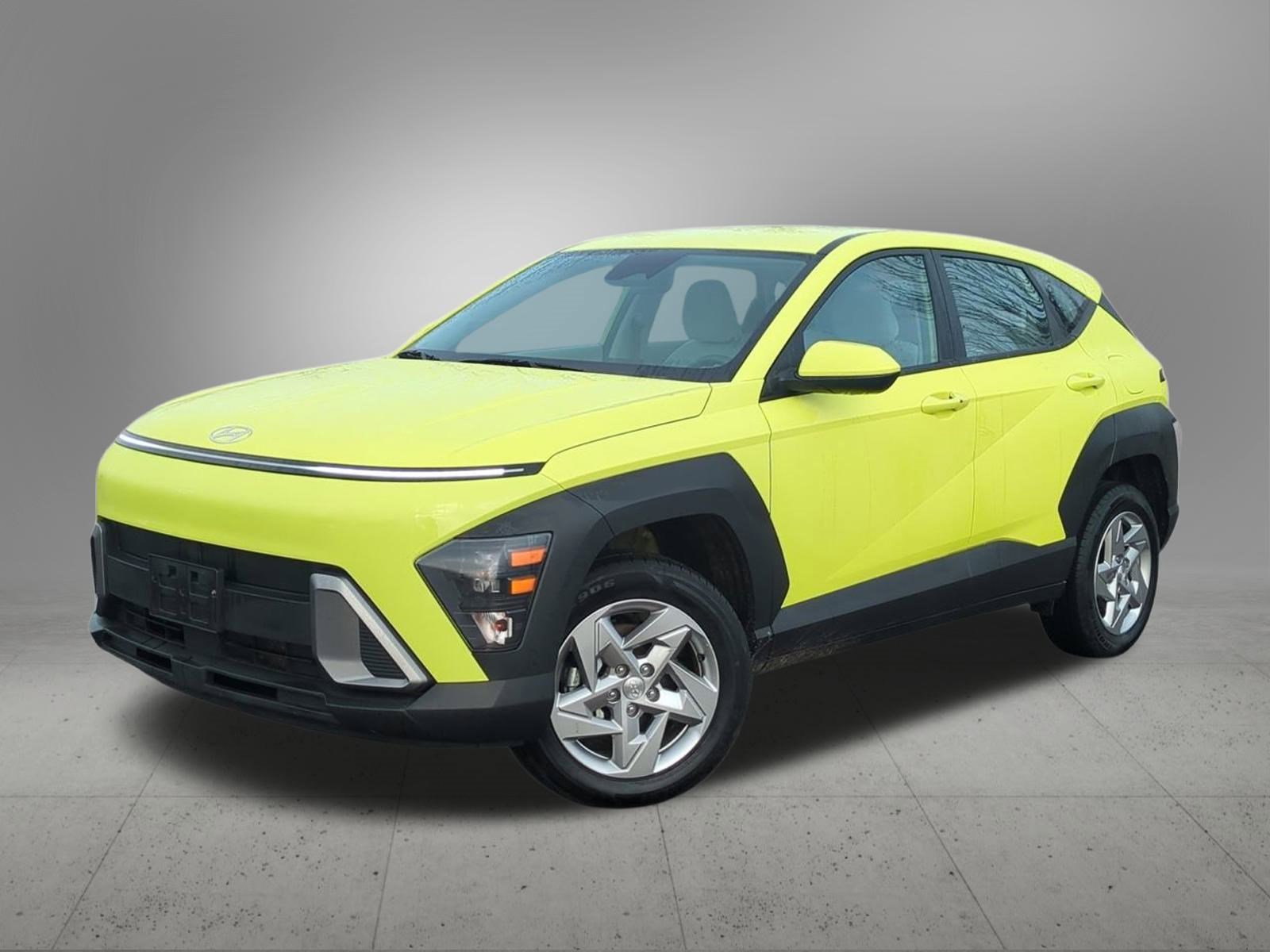 Certified 2024 Hyundai Kona SE image 1