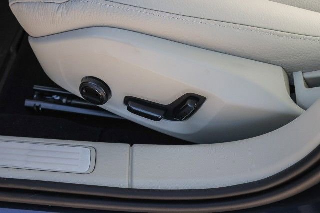 New 2026 Volvo V60 B5 Cross Country Plus w/ Climate Package image 20