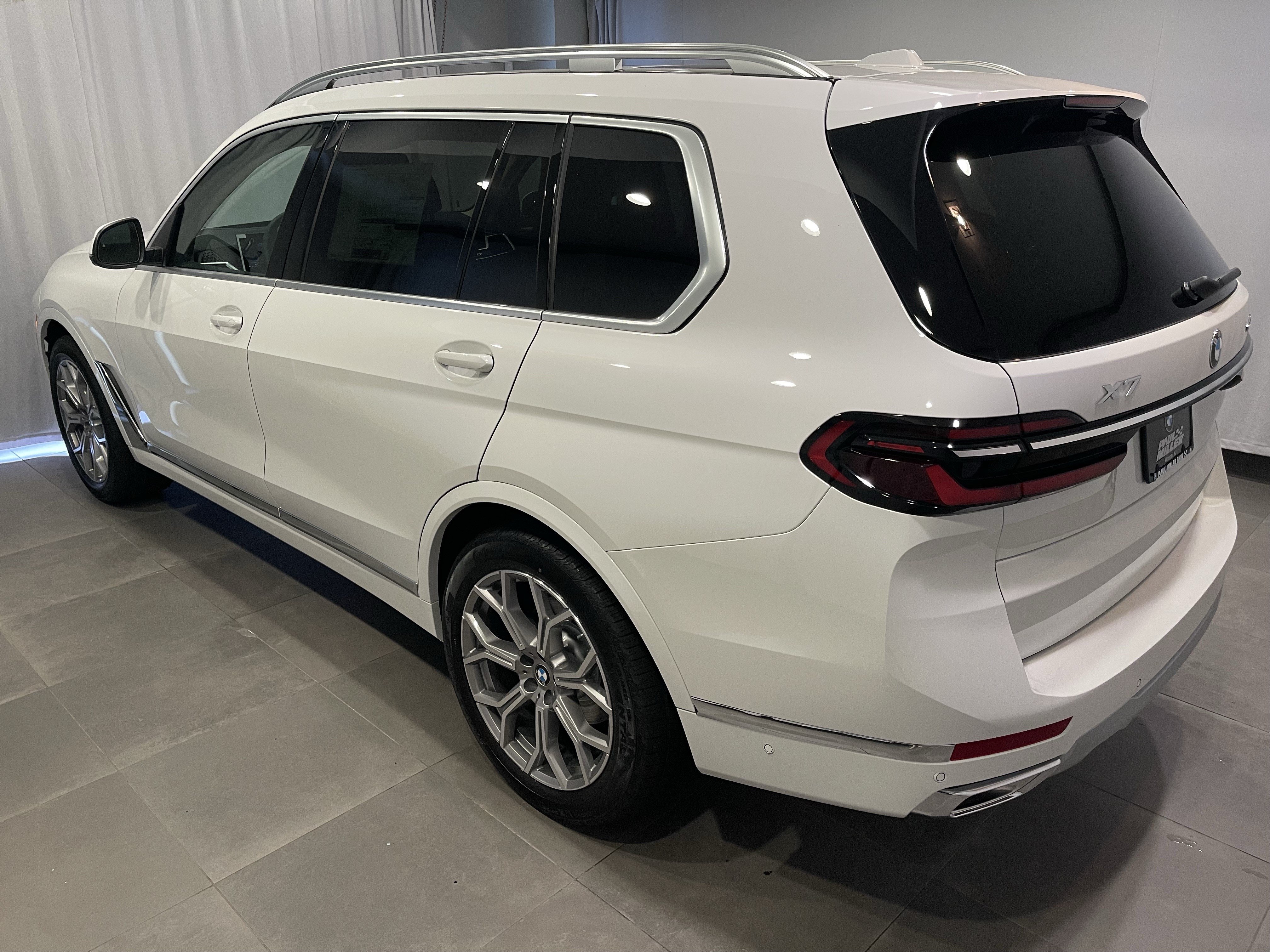 New 2027 BMW X7 xDrive40i AWD/4WD image 4