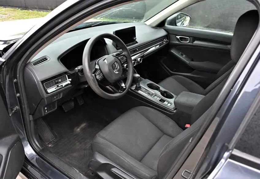 Used 2022 Honda Civic LX image 7