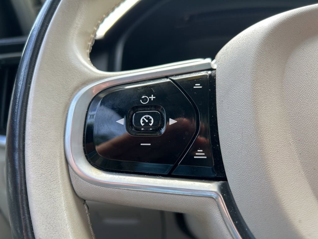 Used 2018 Volvo S90 T6 Inscription w/ Convenience Package image 26