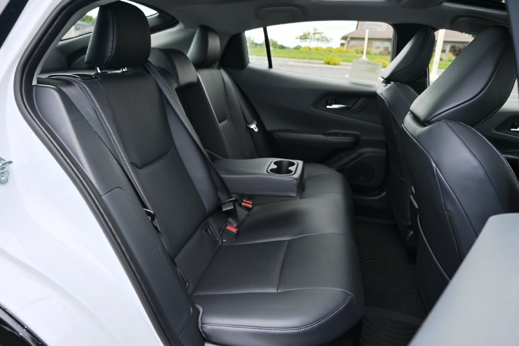 New 2027 Toyota Prius XLE AWD/4WD image 16