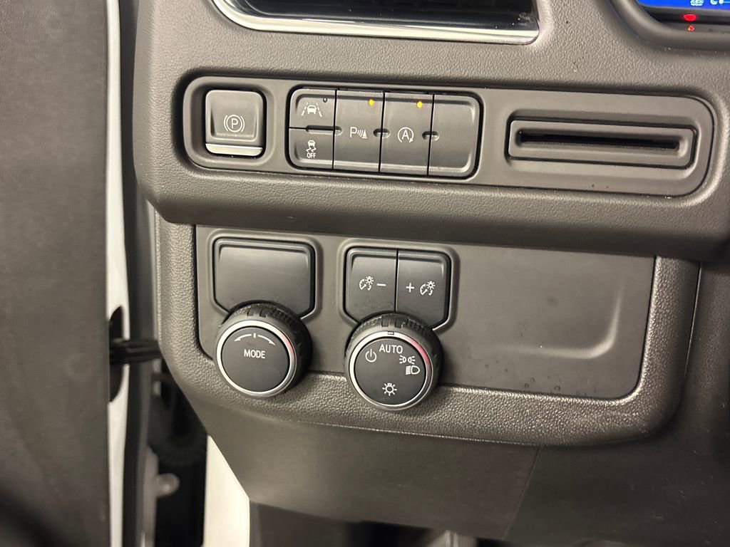 Used 2023 Chevrolet Tahoe RST image 32