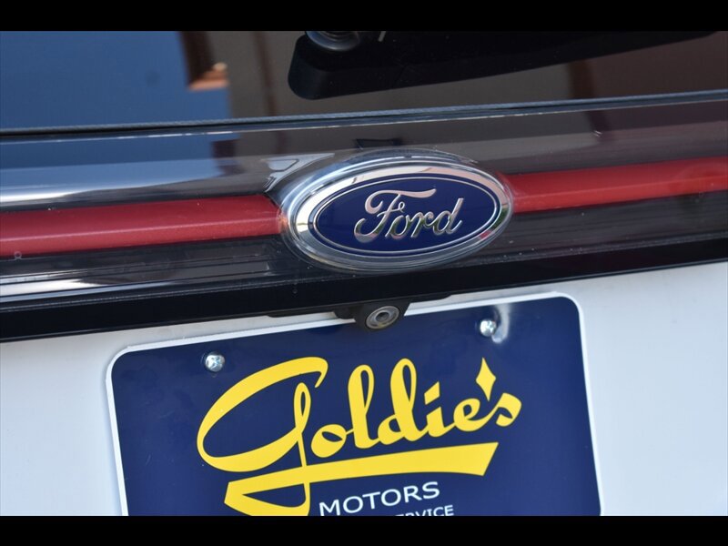 Used 2016 Ford Edge SEL image 49