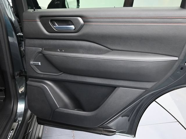 New 2025 Nissan Armada PRO-4X w/ Pro-4X Premium Package AWD/4WD image 32