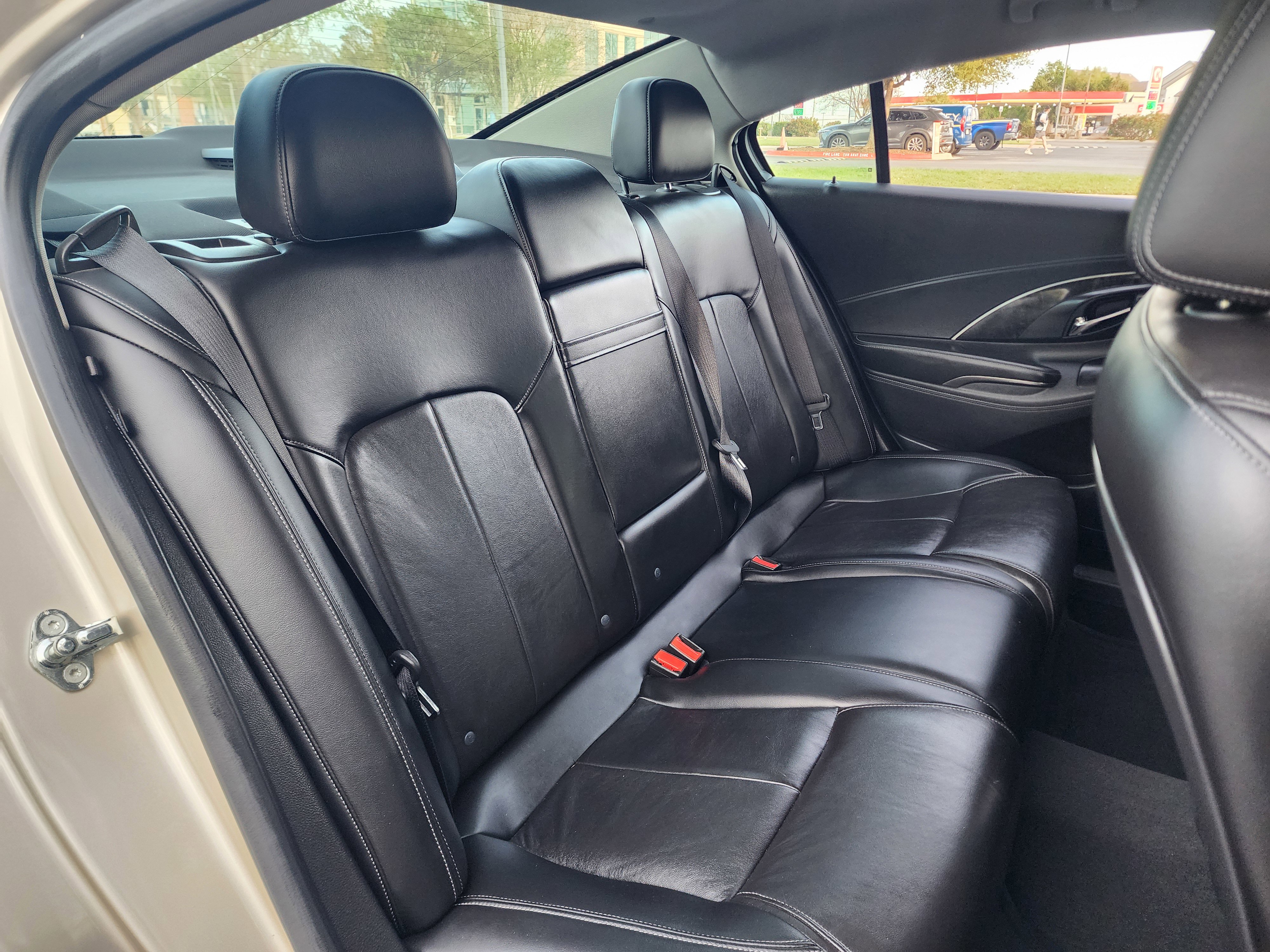 Used 2015 Buick LaCrosse Leather image 18