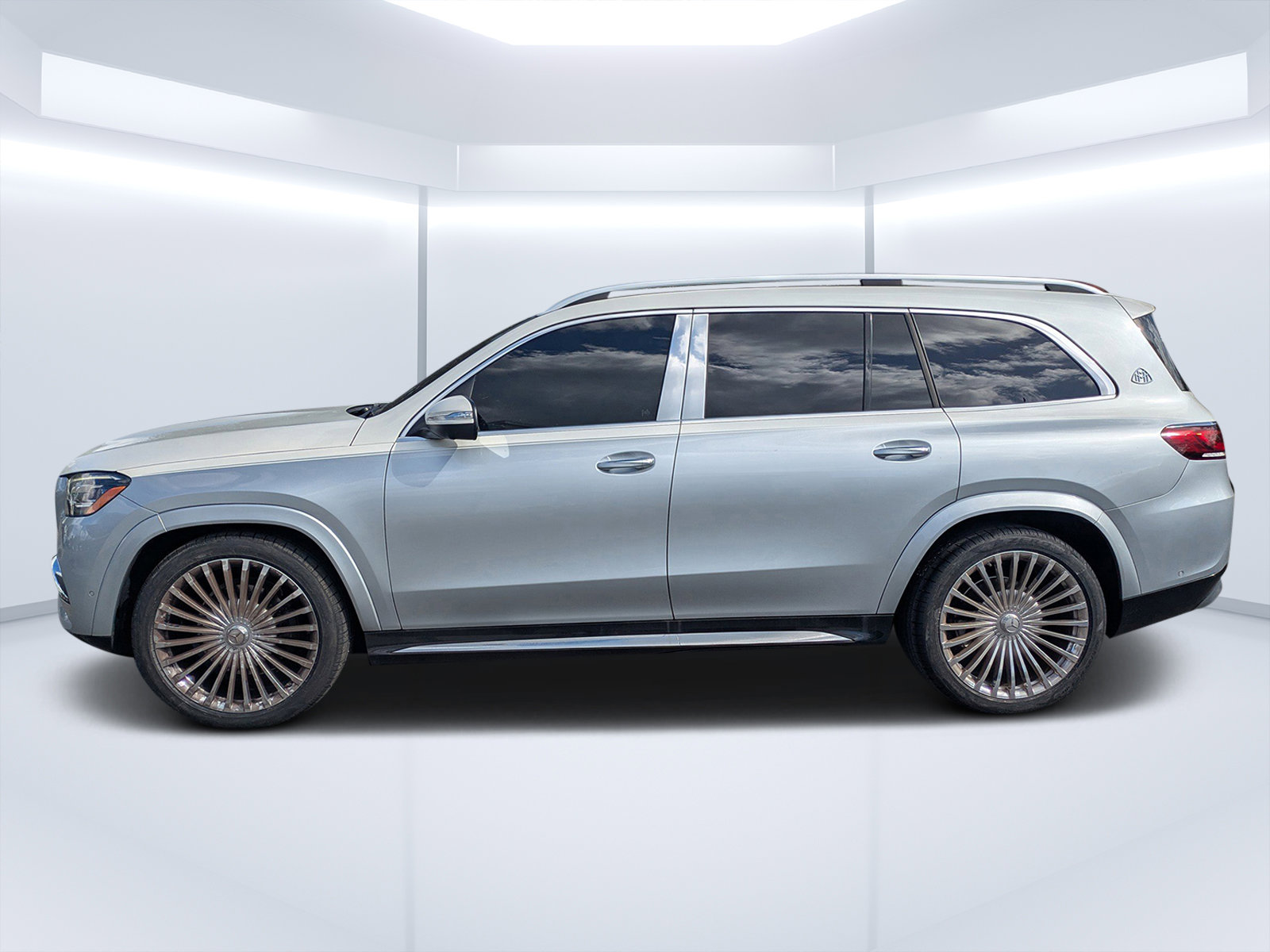Certified 2023 Mercedes-Benz Maybach GLS 600 4MATIC image 9