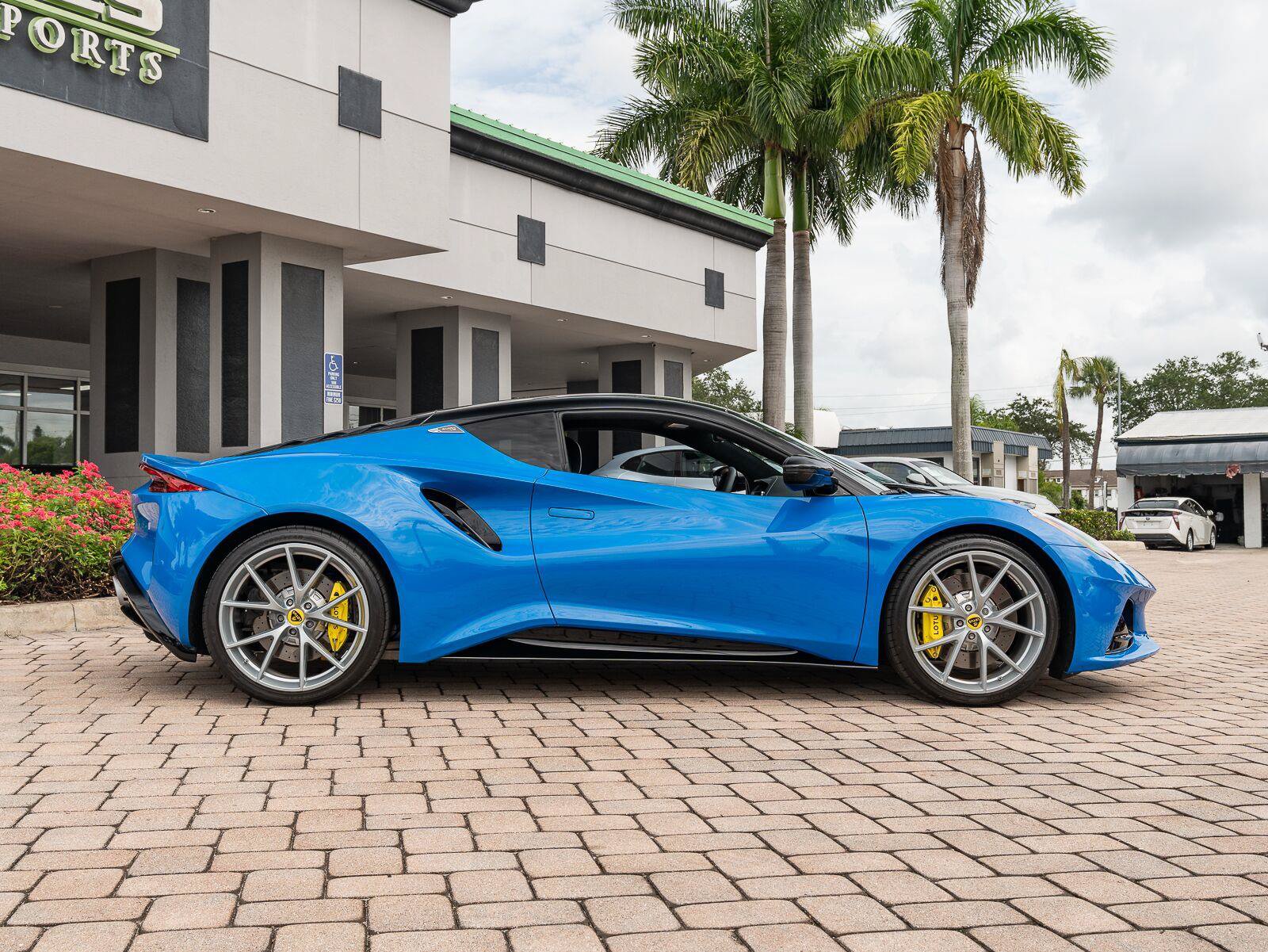 Used 2025 Lotus Emira RWD image 25