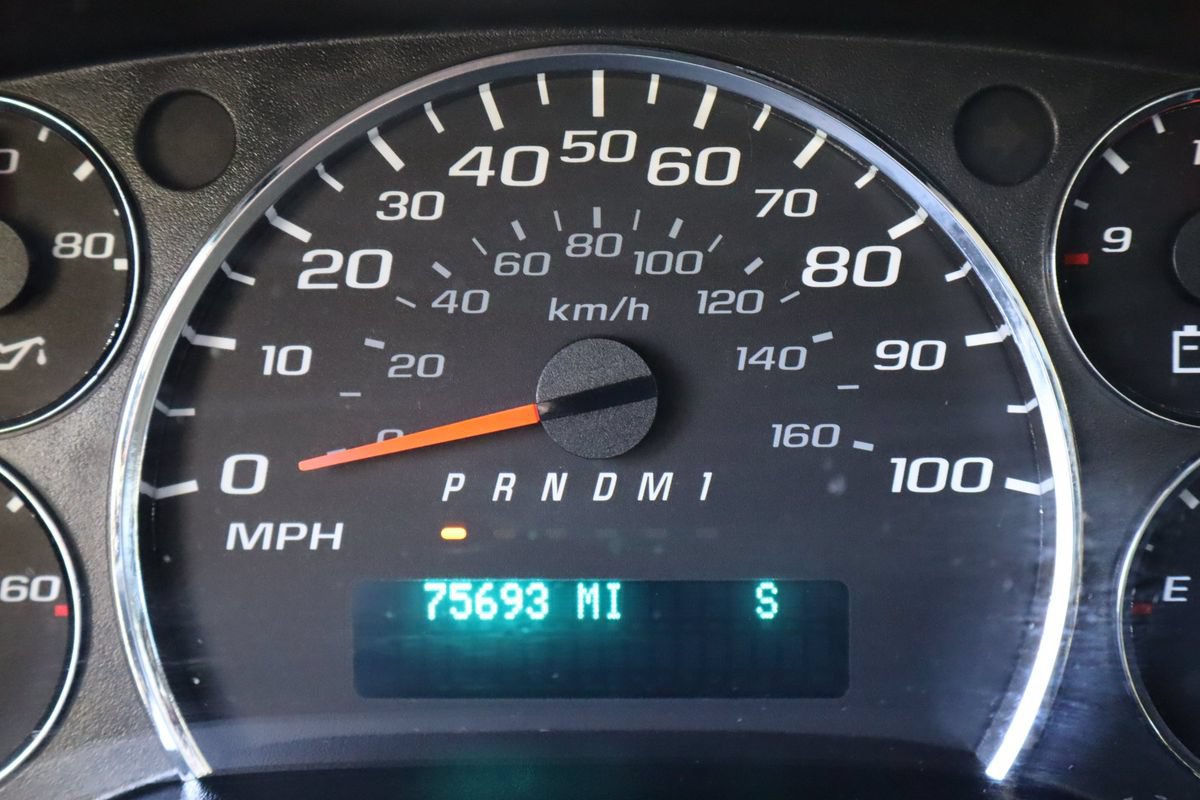 Used 2016 Chevrolet Express 3500 LT w/ LT Preferred Equipment Group RWD image 42