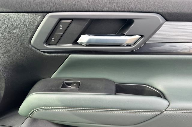 New 2026 GMC Terrain AT4 w/ Convenience Package III image 20