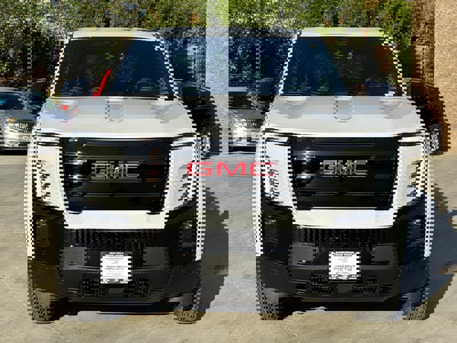 Used 2026 GMC Sierra EV Elevation image 5