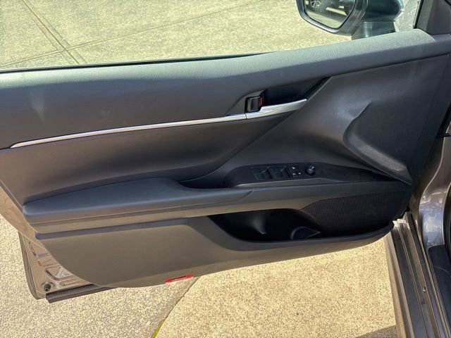 Used 2024 Toyota Camry SE image 27